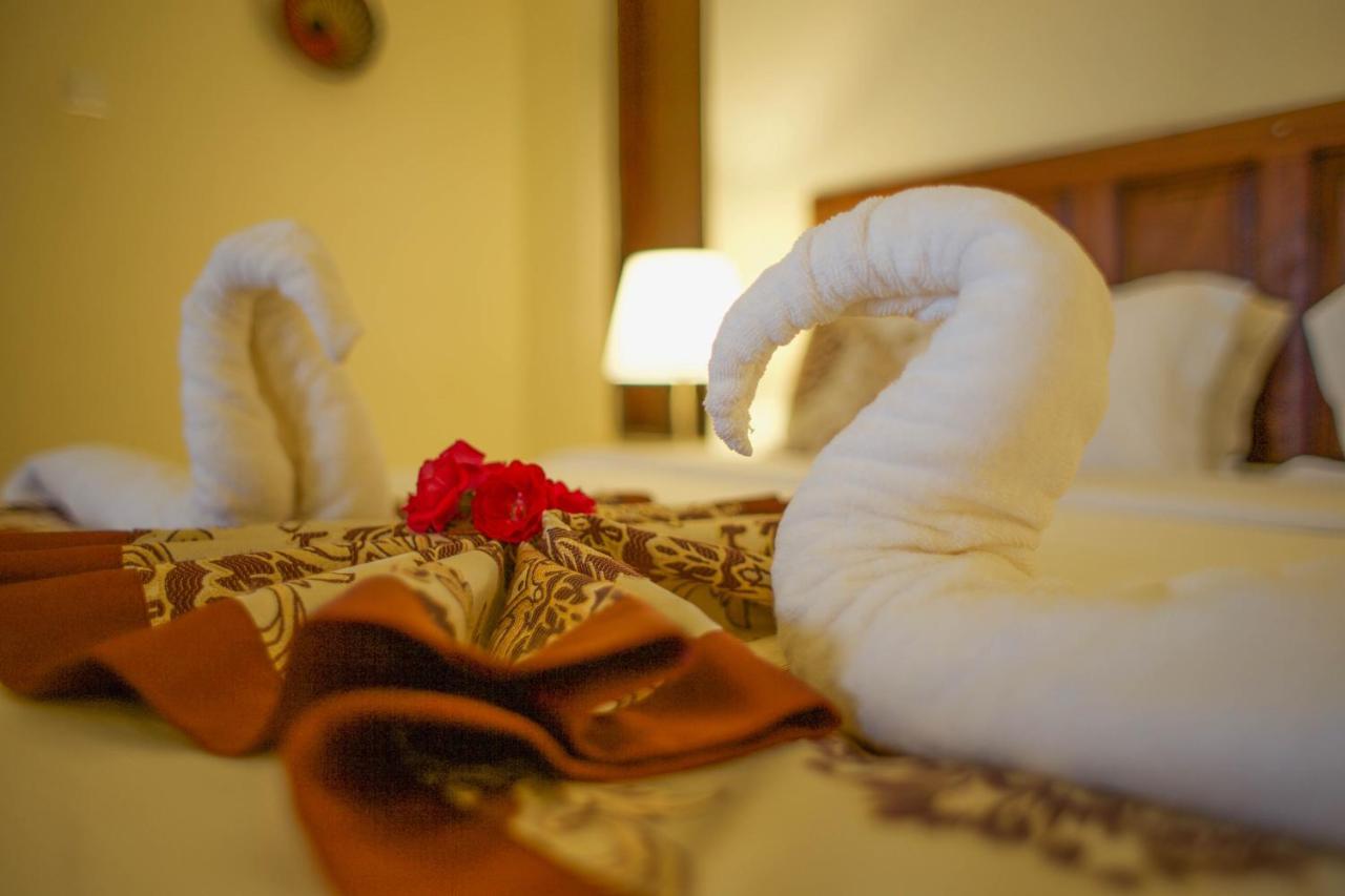 Brovad Sands Lodge Kalangala Kültér fotó