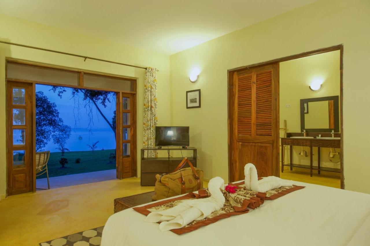 Brovad Sands Lodge Kalangala Kültér fotó