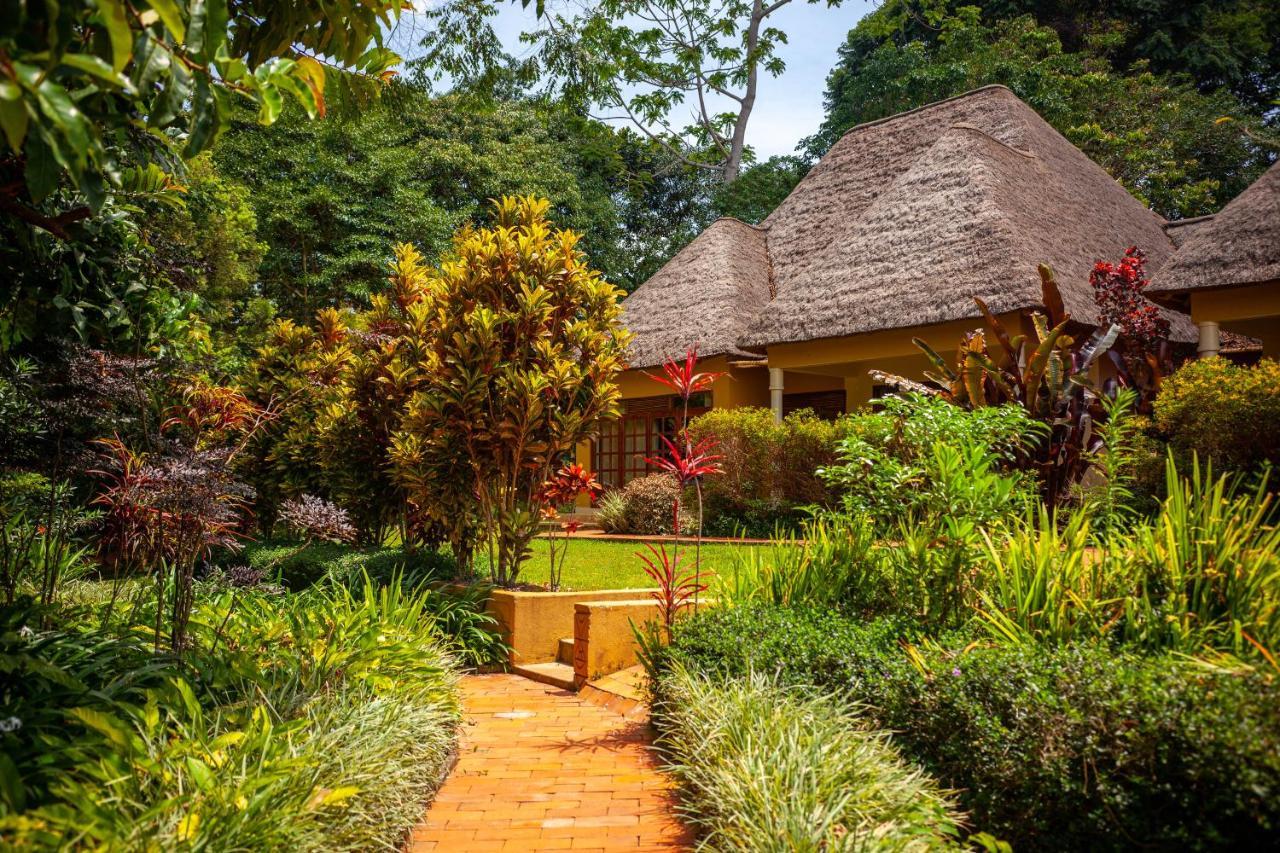 Brovad Sands Lodge Kalangala Kültér fotó