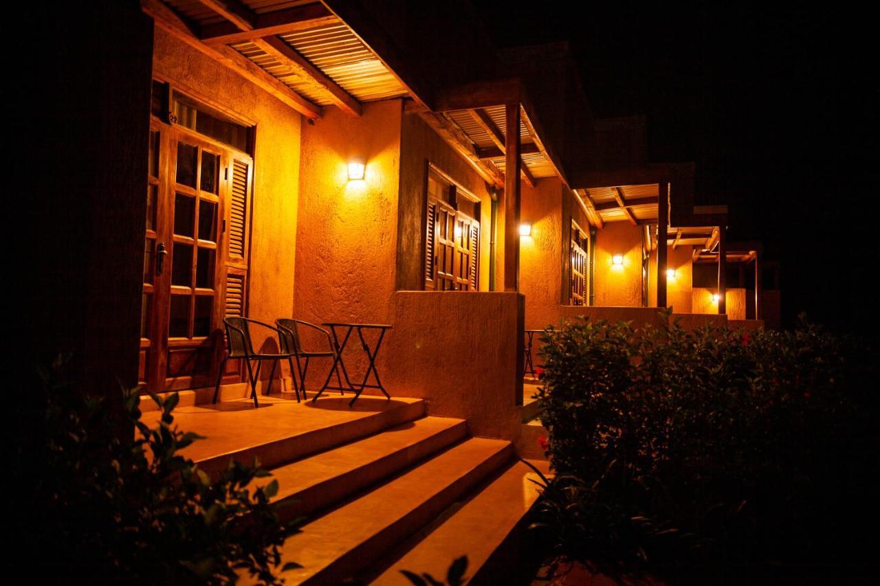 Brovad Sands Lodge Kalangala Kültér fotó