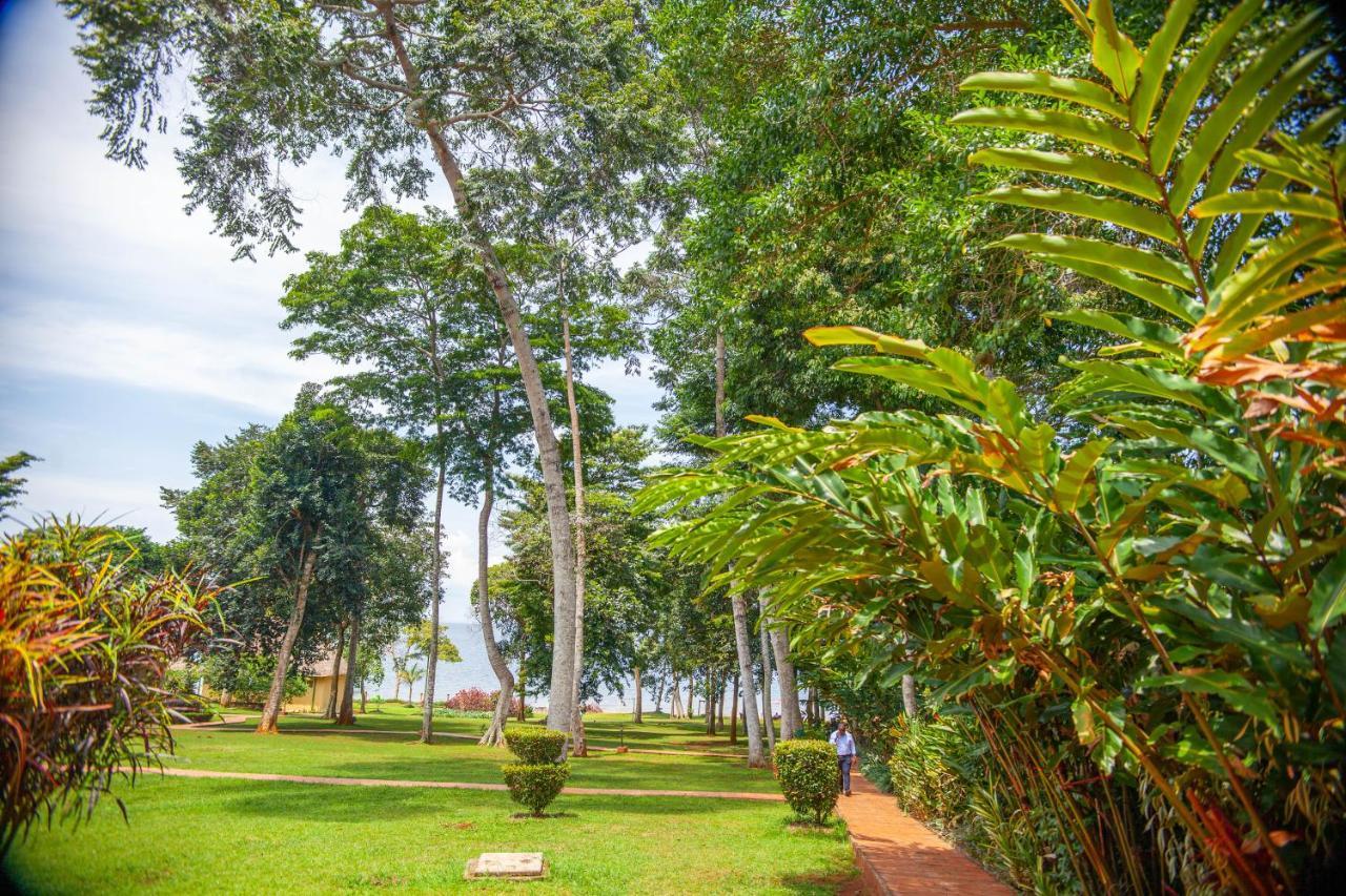 Brovad Sands Lodge Kalangala Kültér fotó