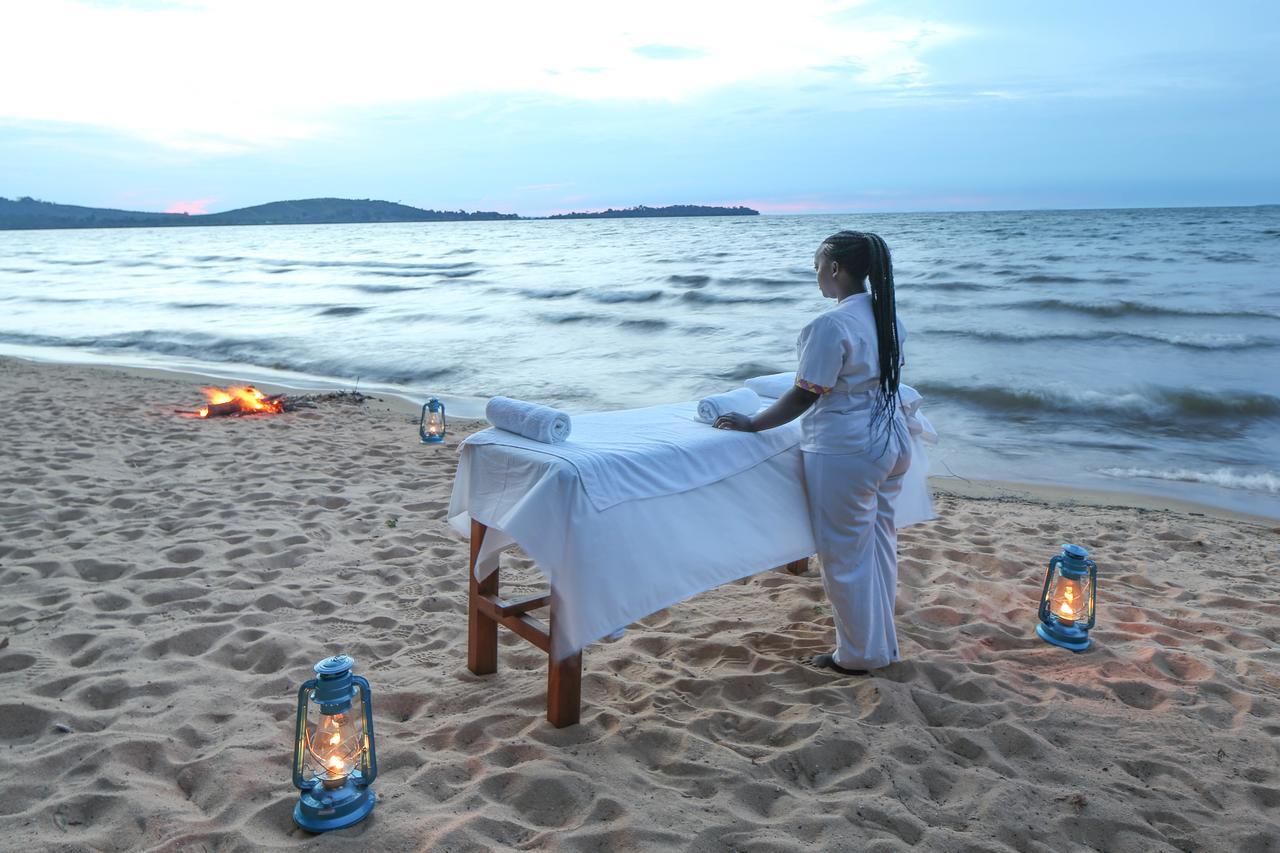 Brovad Sands Lodge Kalangala Kültér fotó