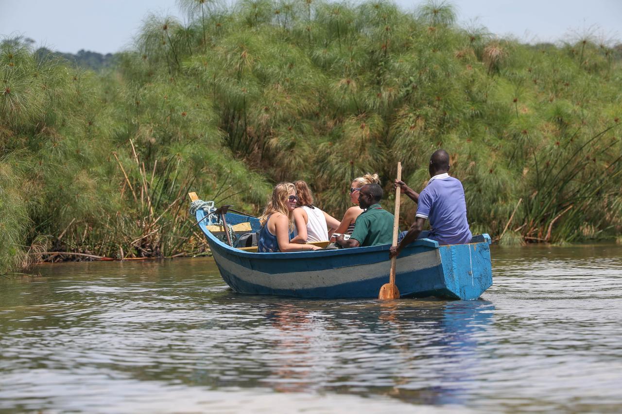 Brovad Sands Lodge Kalangala Kültér fotó